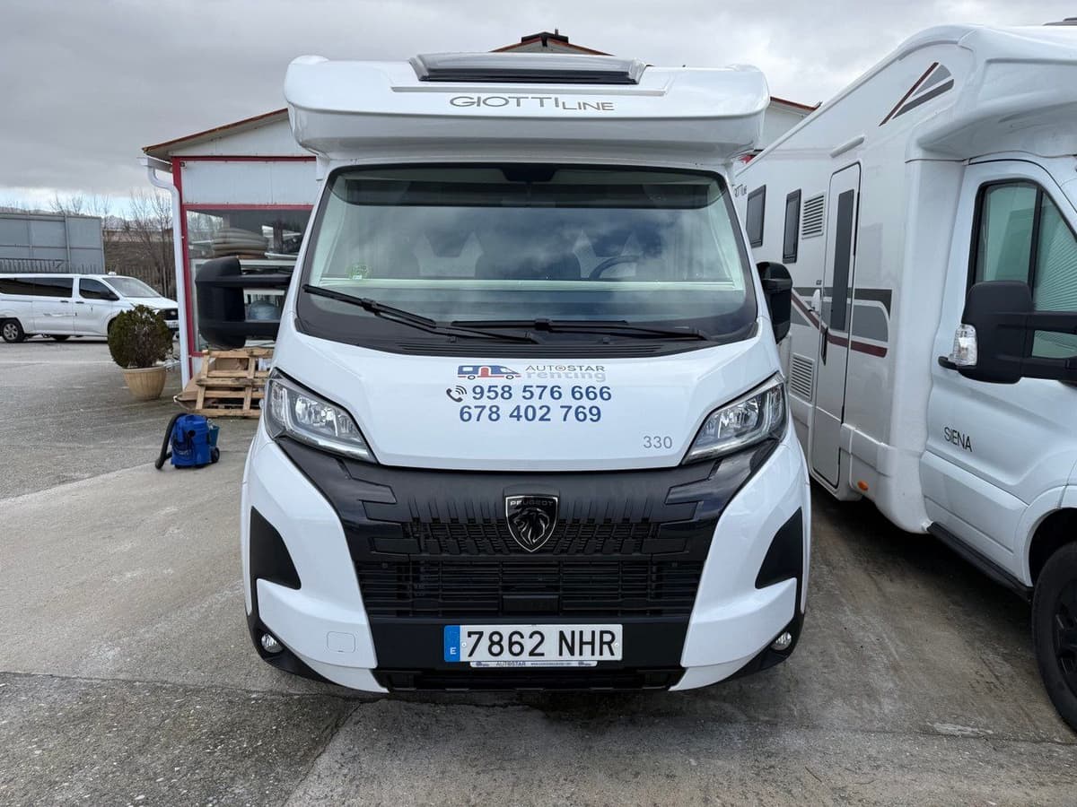 GIOTTILINE SIENA 330 Alquiler website