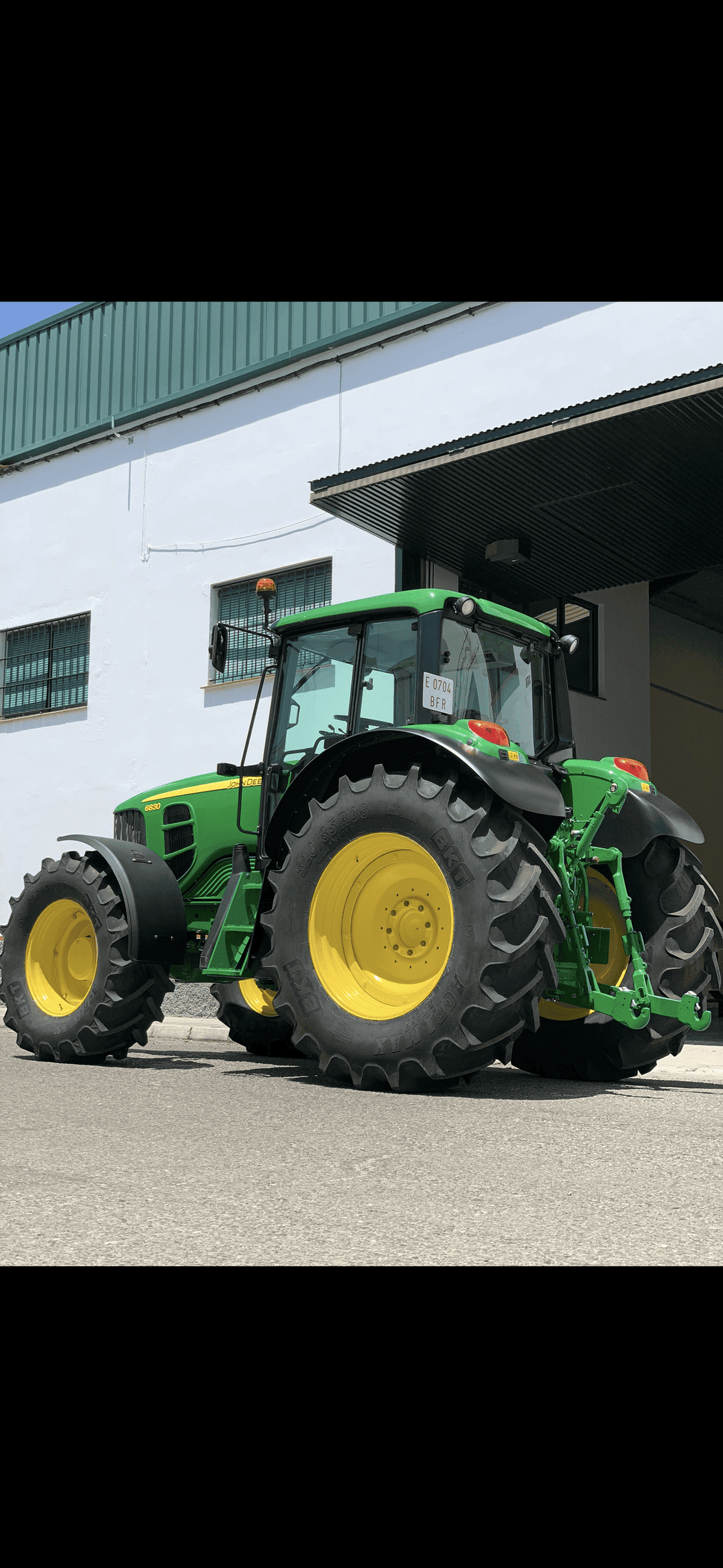 Alquiler Tractor John Deere 6830 en Badajoz y Almendralejo website