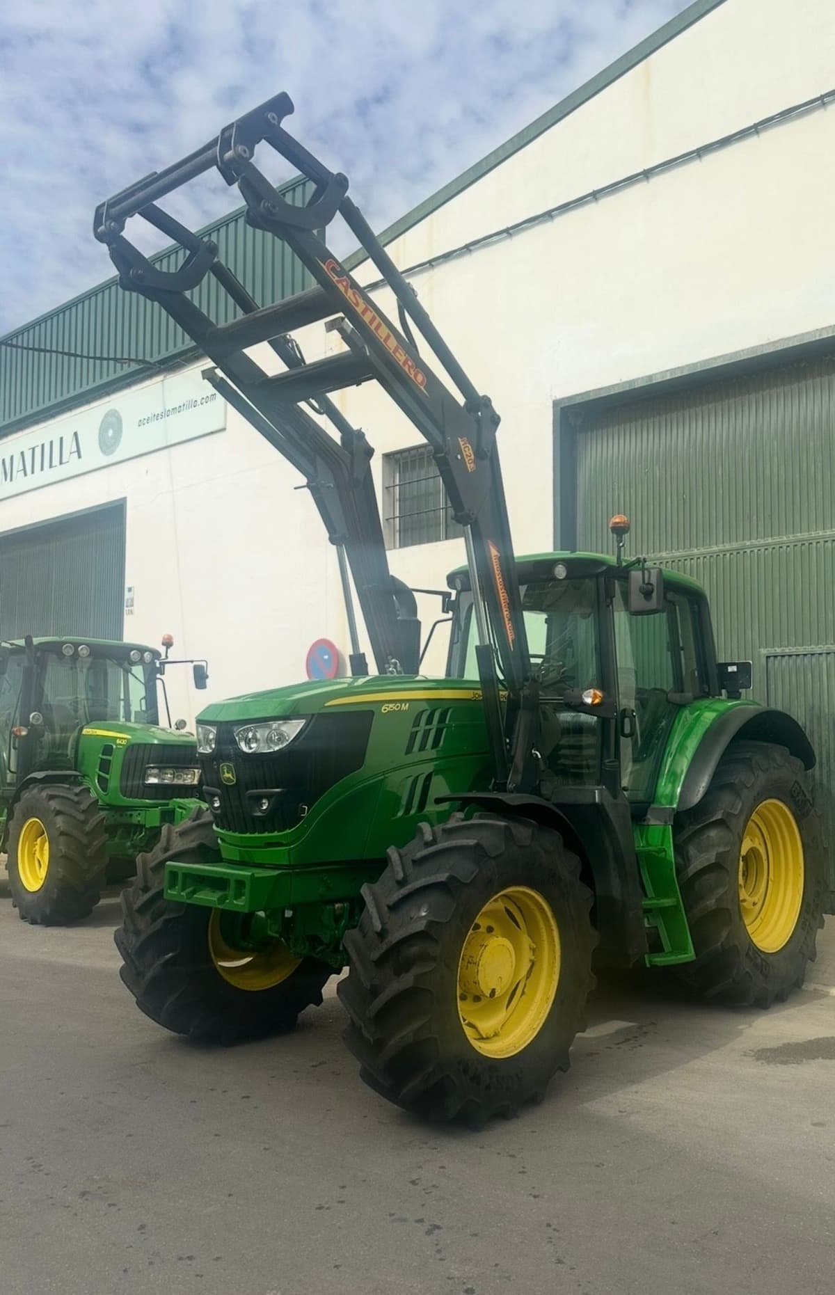 Alquiler Tractor John Deere 6150M desde 130€/día – Extremadura website